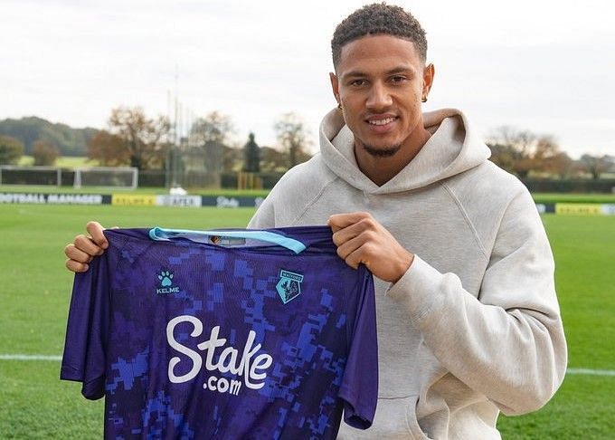 Nigeria goalkeeper Okoye poses with Watford jersey (Pic: Twitter)